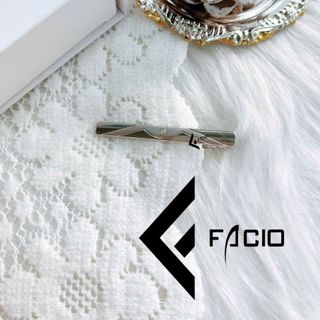 Kẹp cà vạt họa tiết Facio kim loại trắng AT01