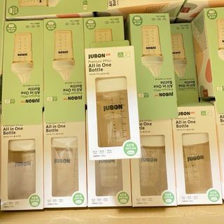 THANH LÝ 300b  bình sữa Jubon hang chuẩn chất liệu PPU. 150ml