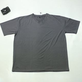 Áo thun nam cổ tim Facio form Slim Fit thun poly V02