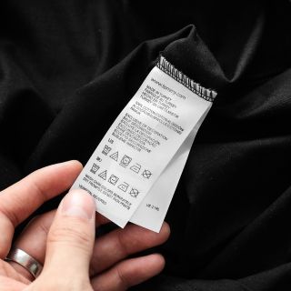 Mẫu áo thun nam logo thêu nổi chi tiết sắc nét, hàng full chi tiết, full tem tag, chất cotton 4c dày dặn,co giãn mền mịn mát.