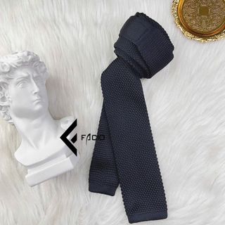 Cà vạt len nam Facio dệt vân nổi đầu vuông C023