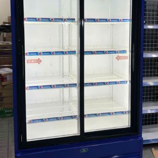 Tủ mát Pepsi 1300L
Tủ mát pesi 1300l lạnh nhanh
Chạy êm. 
Mới 90%