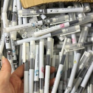 Thanh Lý Em còn 6000 bút nữa nha thanh lý 2k  tách từ 200 bút 4k