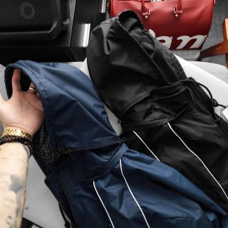 Áo khoác nam.  Vải xịn hàng chuẩn, nón rời  chất dầy mịn, sờ là ưng ngay.