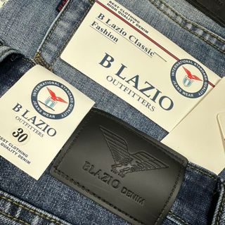 JEANS dài nam.  Co giãn nhẹ , vải chính quy.  Phom basic , ống đứng.