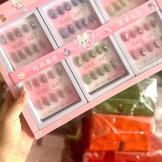 (HĐ) LỐC 12 HỘP 12 MÓNG TAY ĐÁ KÈM KEO