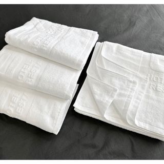 Khăn tắm Trắng khách sạn Logo siêu dầy 520g, KT 70x140cm