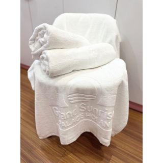 Khăn tắm Trắng khách sạn Logo siêu dầy 520g, KT 70x140cm