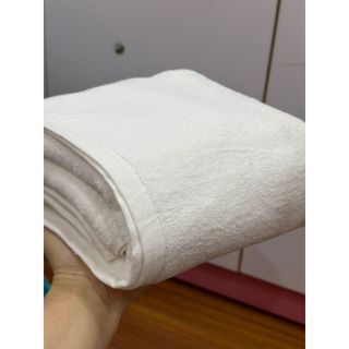 Khăn tắm Trắng khách sạn Logo siêu dầy 520g, KT 70x140cm
