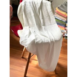 Khăn tắm trắng khách sạn trơn, logo, chỉ xanh, 65x130cm, xuất dư,sợi CD, nặng 250g