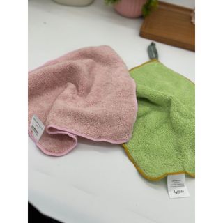 Set 3 khăn lau tay có móc treo, in hình ngộ nghĩnh cho bé