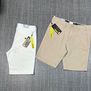 Quần short kaki nam. Co giãn  Phom slim , dài chấm gối.