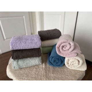 Set 2 Khăn tắm MJ, cỡ vừa 60x120, 230g, Siêu thấm hút nước, mềm mại, không xù lông