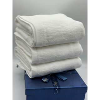 Khăn trắng gấp thiên nga cho khách sạn, kt 70x140cm, 320g