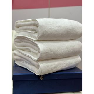 Khăn Trắng Gấp Thiên Nga Cho Khách Sạn, kt 70x140cm_420g