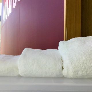 Khăn tắm trắng cao cấp MJ, chất lượng tốt, cotton 100%, KT 60x120, 210g