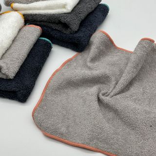 Bộ 4 Khăn lau tay MJ vắt sổ 32x32cm, cotton 100% thấm hút tốt, mềm mại