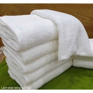 [ SALE 70%] Khăn tắm trắng, Kt 65x130cm, 250g logo, khách sạn