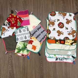 Khăn lau móc treo MJ, kt 32x32cm, thấm hút nước tốt, không phai màu, nhiều hình họa tiết đẹp