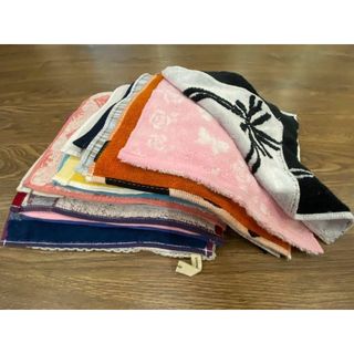 Khăn lau tay MJ 25x25, cotton thấm hút tốt, mềm mại cho da tay