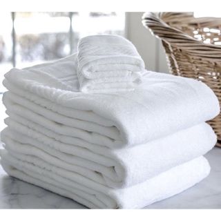 Khăn tắm trắng khách sạn, 60x130cm, xuất dư,sợi CD, nặng 250g, Logo