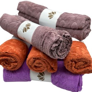 Khăn Tắm Lông Cừu, Hoa Văn Chìm Hình Gấu KT 50x100cm, nặng 200g