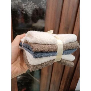 Set 10 Chiếc Khăn Mặt Vuông MJ Siêu Mềm, KT 34x34cm