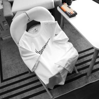 Áo thun nam chất cotton 100% cao cấp xịn. Phong cách trẻ trung, cá tính, form unisex nam nữ đều có thể mặc.