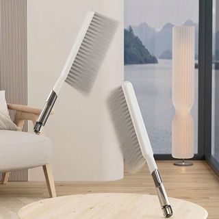 Bàn chải lông mềm cán dài giá sỉ – chổi quét bụi giường, sofa, quần áo, nội thất sạch nhanh