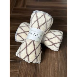 Khăn Tắm Lông Cừu Cao Cấp, Kẻ Mờ, KT 50x100cm