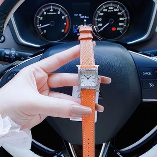 ĐỒNG HỒ NỮ CAO CẤP HERMET DÂY DA VIỀN HỘT BẠC GIÁ MỚI