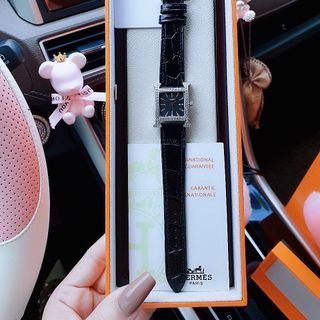 ĐỒNG HỒ NỮ CAO CẤP HERMET DÂY DA VIỀN HỘT BẠC GIÁ MỚI