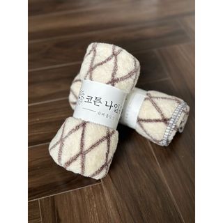 Khăn tắm, khăn lau đầu lông cừu xuất hàn cao cấp, hoa cúc, KT 35x75cm