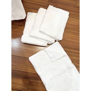 Khăn Tắm Trắng Cao Cấp 60*120cm, Dày 290gram