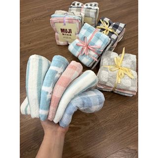 Quà tặng sang trọng, Khăn tắm, lau đầu MJ cao cấp, set 4c gội,kt 35x80cm
