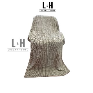 Khăn tắm lông cừu kẻ tăm Nổi, KT 70x140cm