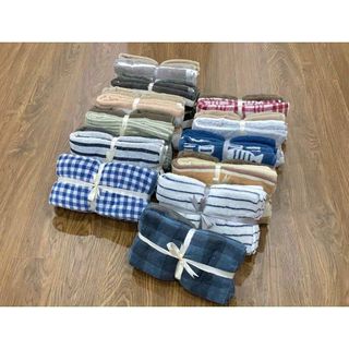 Set 2 khăn tắm MJ kẻ Ngẫu Nhiên