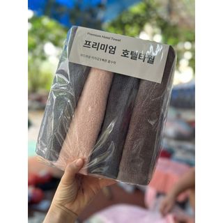 Sét 4 khăn tắm xuất dư, kt 40*80,150g. Sợi cotton mềm mịn, thấm nước