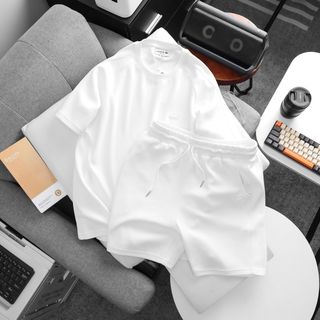 Set bộ CS Pique Logo cao su đồng màu.