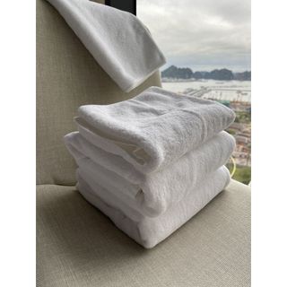 Khăn tắm trắng nhà nghỉ, khách sạn, Resort, Homestays tiêu chuẩn 5 sao