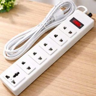 Ổ CẮM ĐIỆN 6 PHÍCH CÓ CÔNG TẮC CAO CẤP