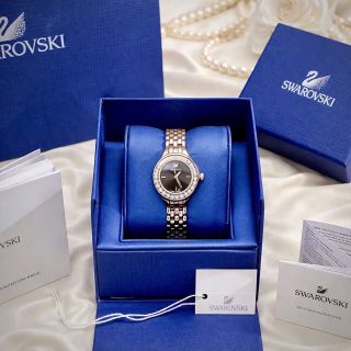 SWAROVSK 𝐋𝐨𝐯𝐞𝐥𝐲 𝐂𝐫𝐲𝐬𝐭𝐚𝐥𝐬 𝐖𝐚𝐭𝐜𝐡 𝟑𝟏𝐦𝐦