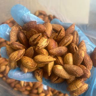 Hạnh nhân vỏ - Hạnh nhân bơ