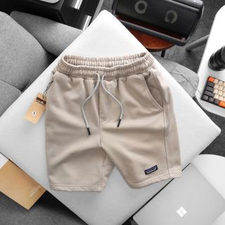 Mẫu quần nỉ cua xịn, mềm mịn. Logo dệt chuẩn hãng.