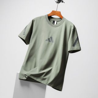 Áo thun nam. Chất liệu: cotton lạnh dệt loại tốt, độ giãn khá, sợi vải bền đẹp, form regular fit, chuẩn đẹp