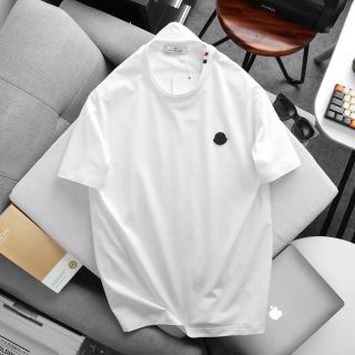 Áo thun nam Logo Basic . Chất liệu cotton 4 chiều co giãn mềm mịn, thoải mái khi mặc.