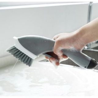 Bàn chải vệ sinh dda năng có tay xịt trực tiếp