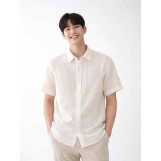 Áo sơ mi nam.   Chất vải thoáng nhẹ, cực mát, phù hợp cho mùa hè   Bề mặt texture độc đáo – hạn chế nhăn