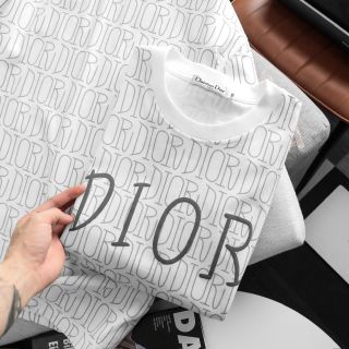 Áo thun nam. Chất cotton 100% 4c cao cấp, mịn đẹp. Form Unisex Regularfit nam nữ đều mặc được.