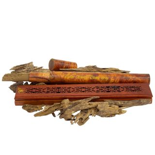 TRẦM HƯƠNG KHÔNG TIM